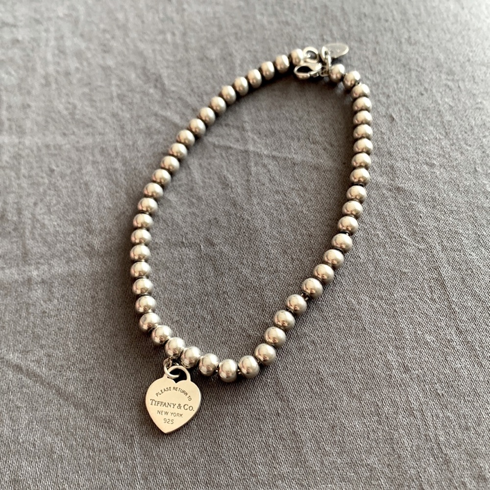 Tiffanys- return to Tiffany beaded bracelet-like new